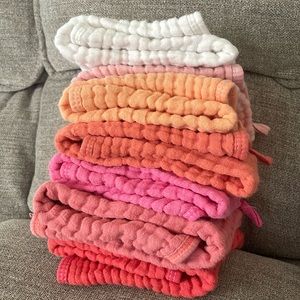 LIKE NEW Burp Cloth Bundle
